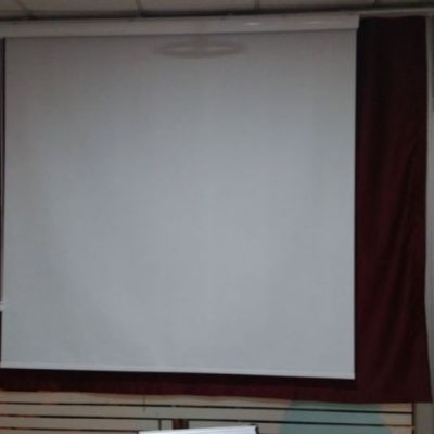 Projeksiyon Perdesi (4)
